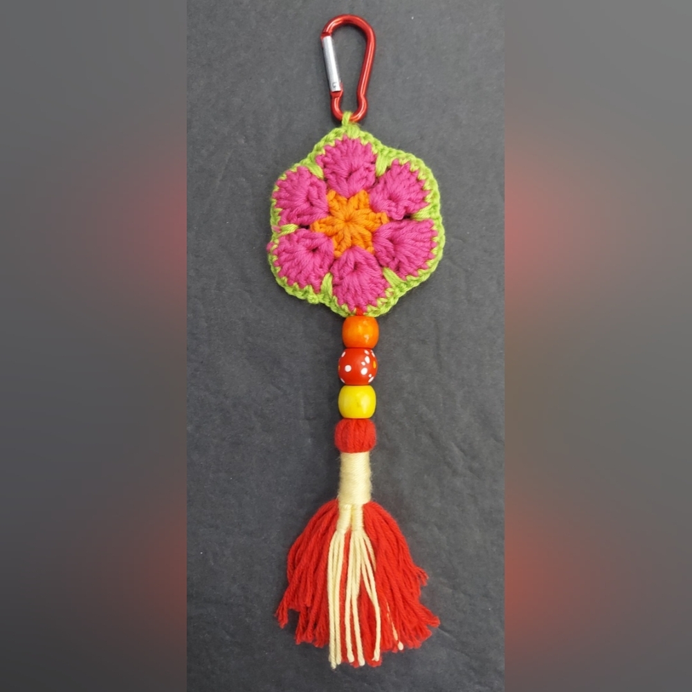 Handmade Flower knitting Bag Car key Chain with Nice Decorative Color Beads
